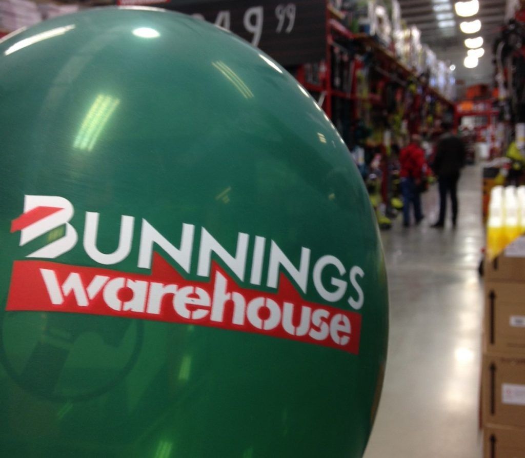 Bunnings first UK opening: An Aussie sausage sizzle in the snow