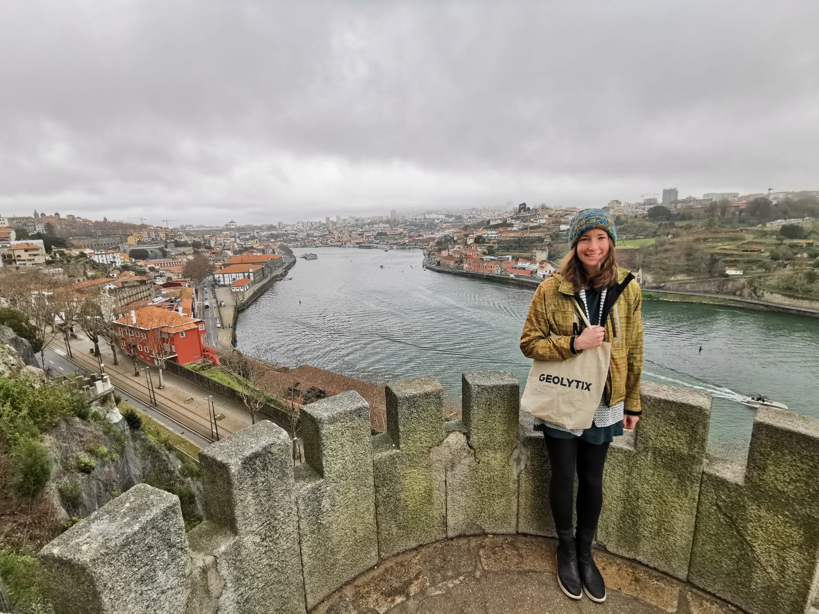 Porto: Bridges, Hills, Port and Viewpoints