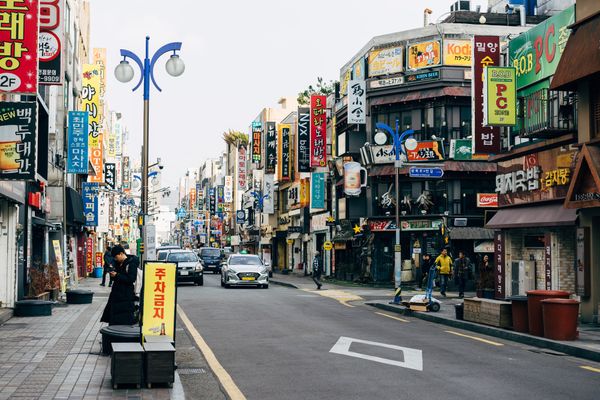 From South Korea to the UK : Understanding 'how busy is this road?'
